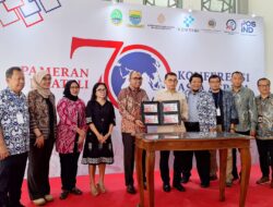 Pos Indonesia Gelar Pameran Filateli di Bandung Peringati 70 Tahun KAA